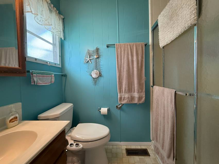 31 Center Rd a Palmetto, FL Mobile or Manufactured Home for Sale